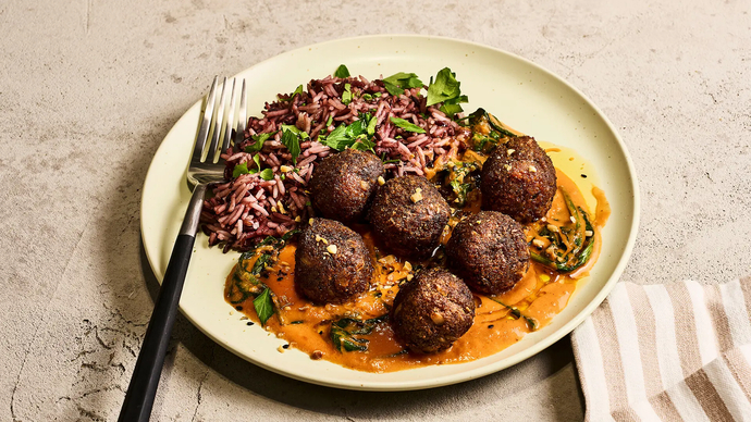 Voi-inkiväärikastike ja kasvispyöryköitä