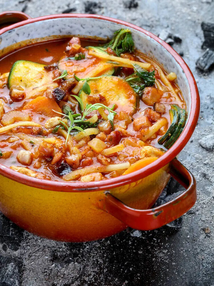 Siskonmakkaraminestrone