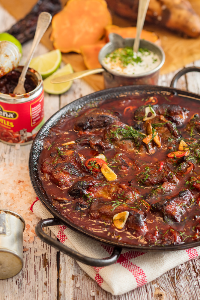 Porsaanposkea ja paahdettua tomaattia