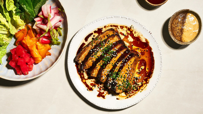 Korealainen Ssäm-party grillatusta possun kyljestä