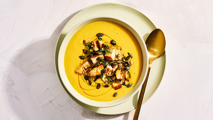 Myskikurpitsakeittoa ja kananpoikaa