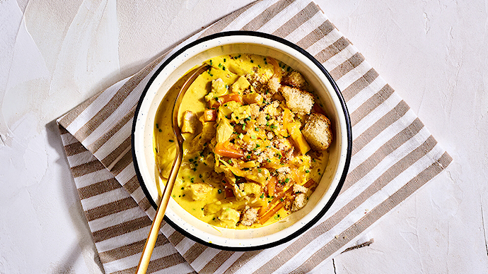 Cheesy Kariniemen kananpojan keitto