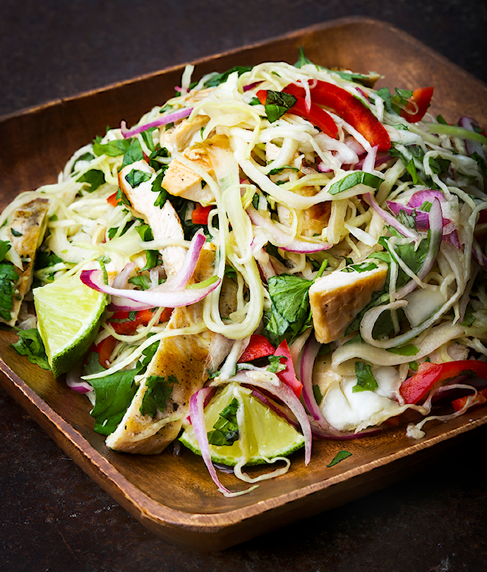 Thai-kanasalaatti